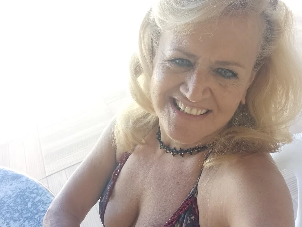 Belladama61 Offline XXX-chat