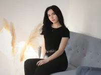 TriciaSpring's Offline Chat Room
