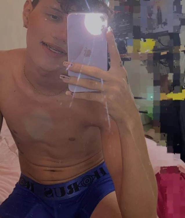 Skinnyboys21 offline chatrum