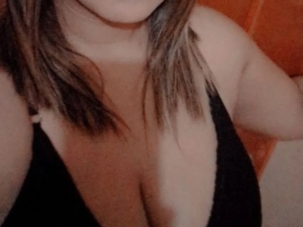 Ariana37 অফলাইন XXX চ্যাট