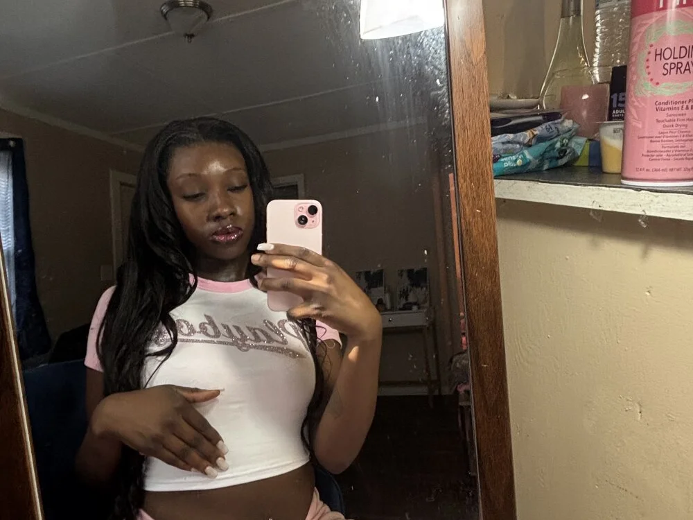 chocolatebunny83's Offline XXX Chat