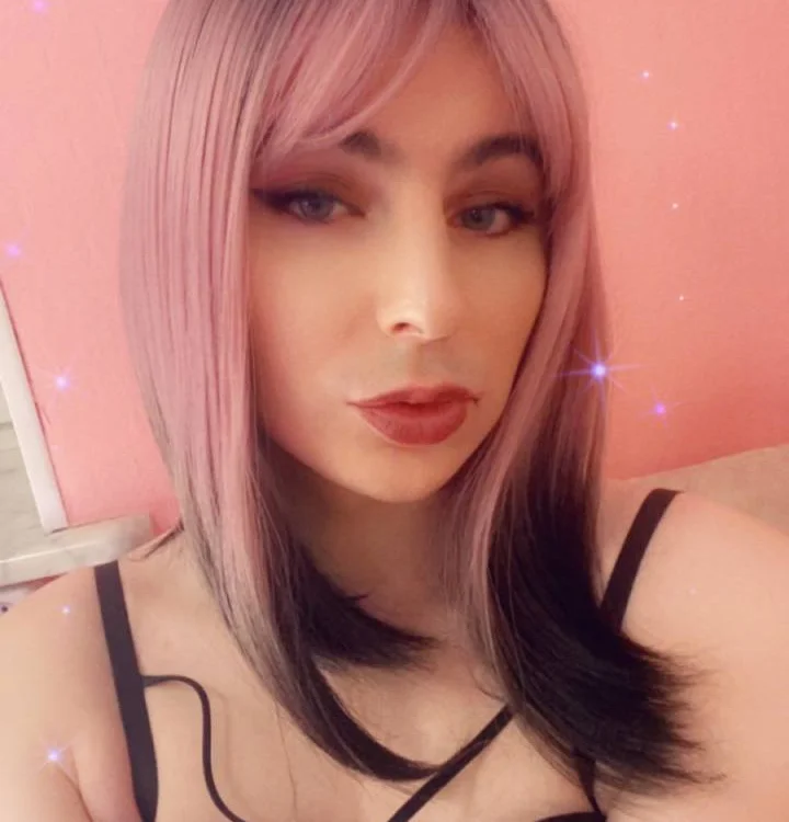 CharlizeTranny's Offline XXX Chat