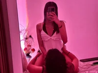 SelenneAndApollo webcam thumbnail