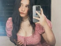 urs_sexy_sara's webcam live show