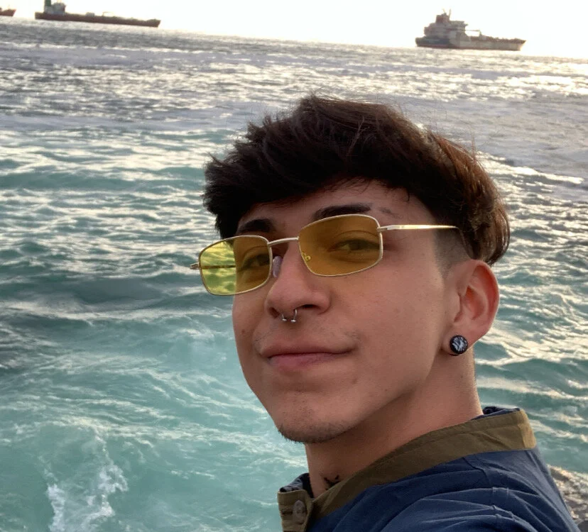 Ei8th's Offline Chat Room