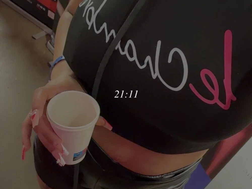 BaddieMelanie 离线XXX聊天