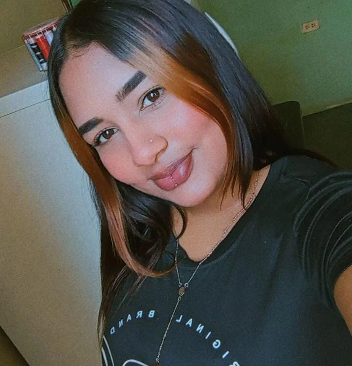 Kiara_queens offline chatrum