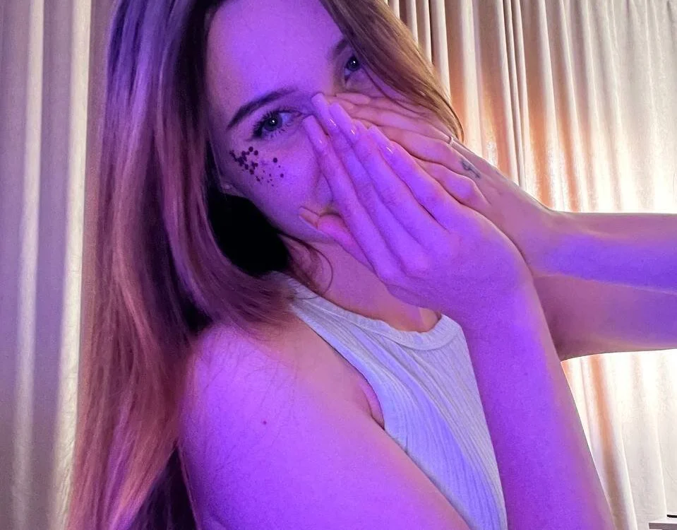 SelinFox's Offline Chat Room
