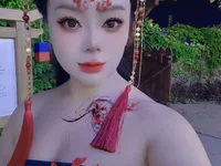 yingchong_027's Offline Chat Room
