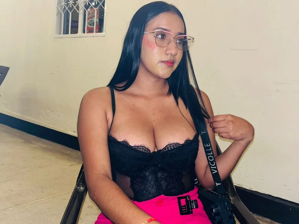 Chat XXX offline de violetta_nastyhot