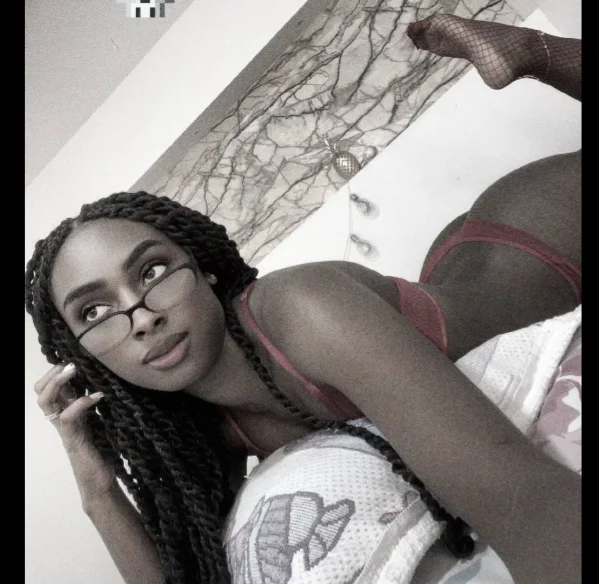 NicholScully: офлайн-секс-чат