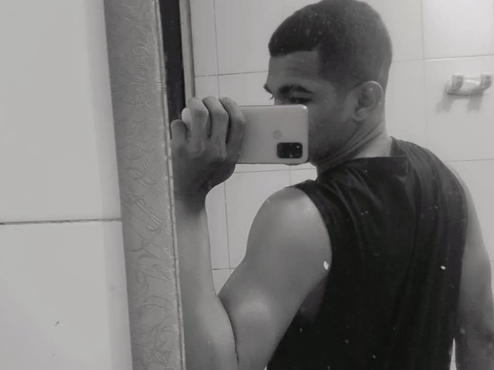 maikol_twinkx: офлайн-секс-чат