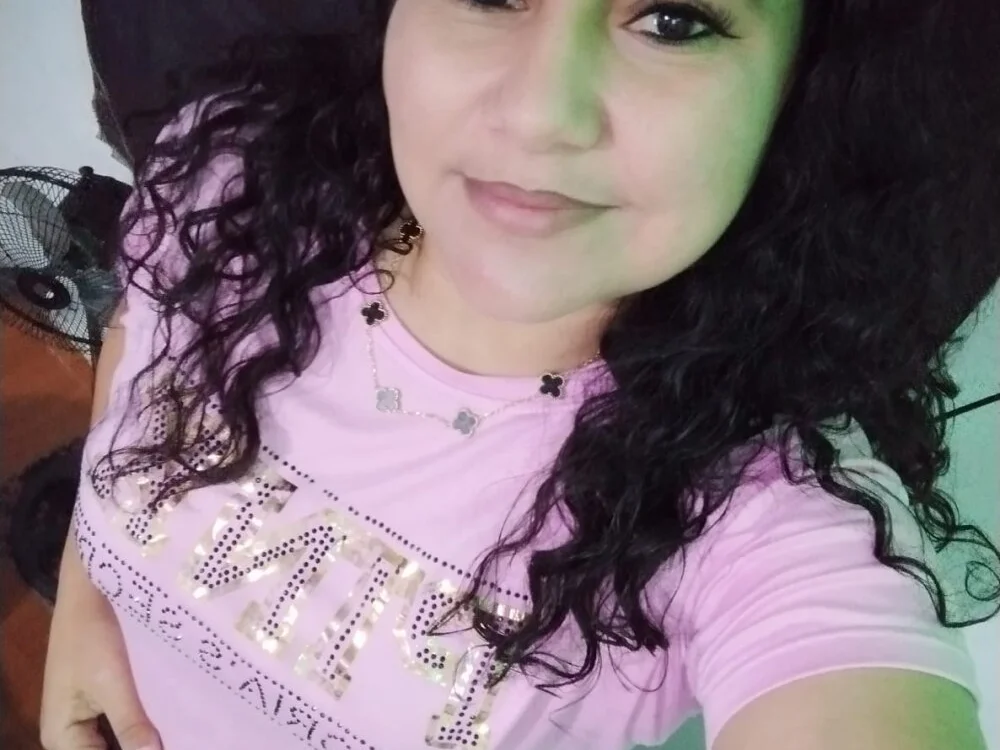 VERONICAA_5 – Offline XXX chat