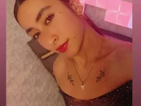 Lia_Roses3x Live XXX-chat