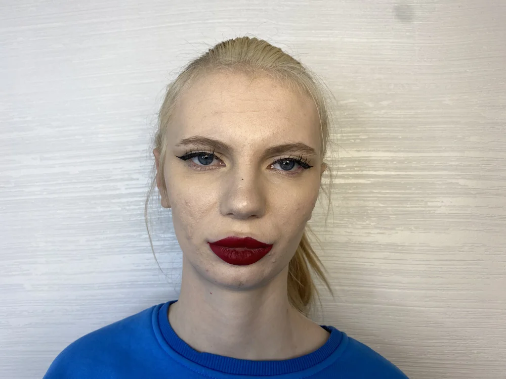 MaddyAllen's Offline Chat Room