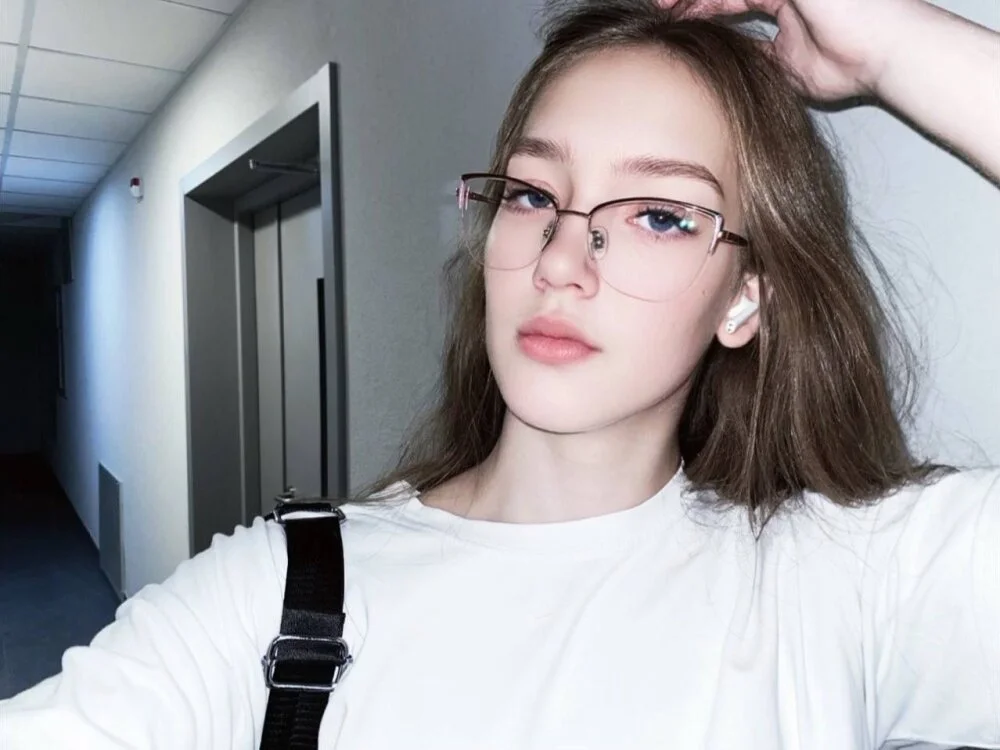 MidnightAstra – Offline XXX chat