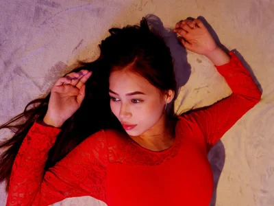 Naomi_Rousse profile