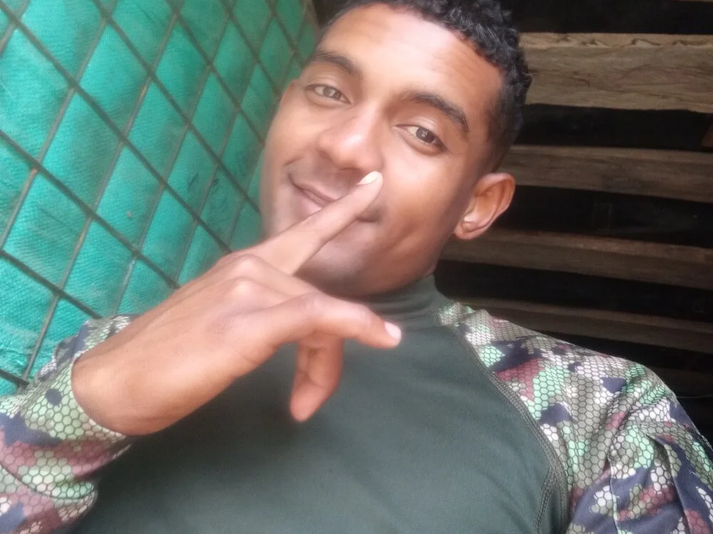 Offline XXX chat Rojas_HOT