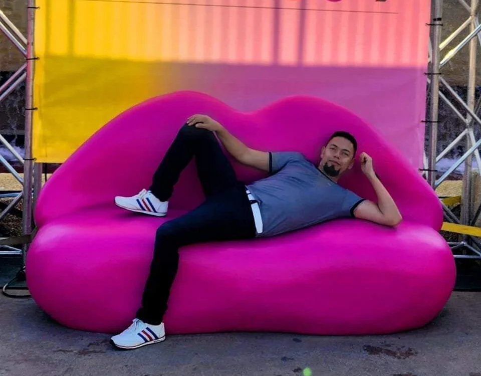 strike-josh's Offline Chat Room
