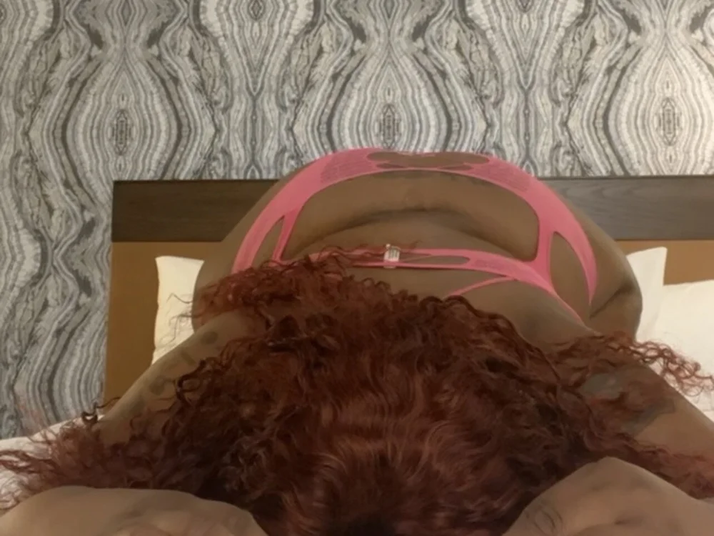 Dee-Thunda Offline XXX-chat