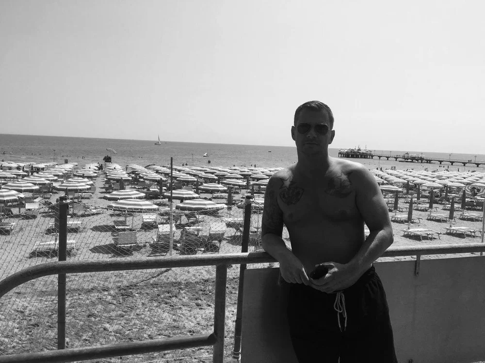 mrlovepee2323 离线XXX聊天