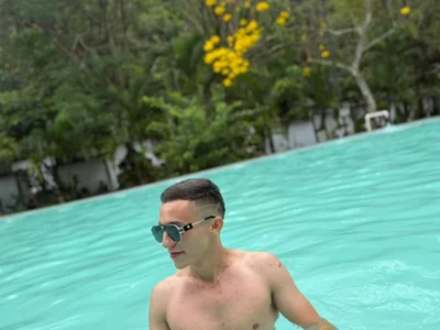 oliver_chaze_