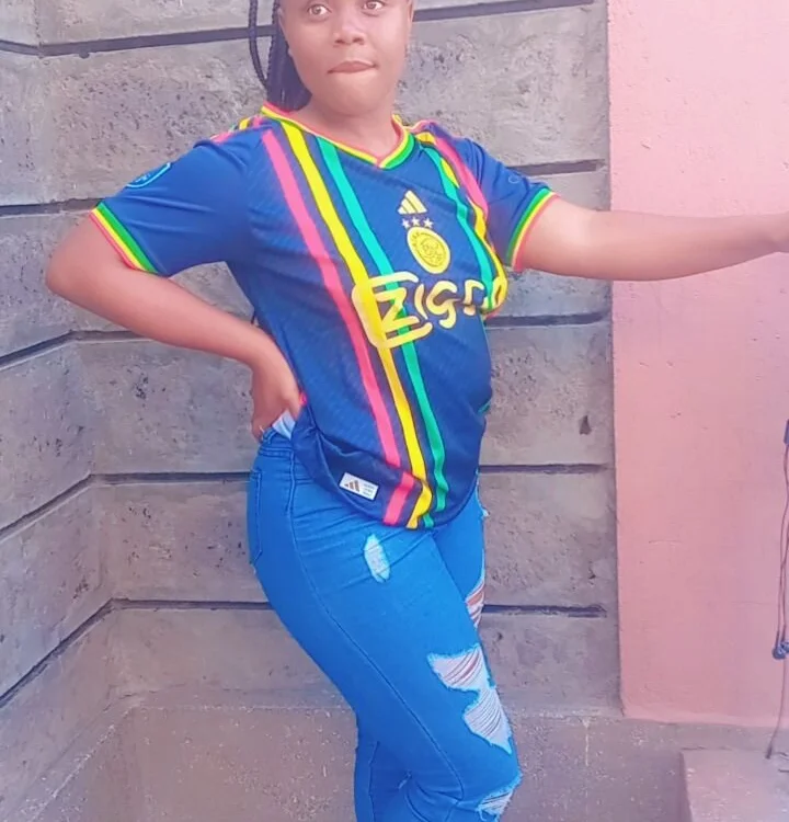 ebonyzoey 离线XXX聊天