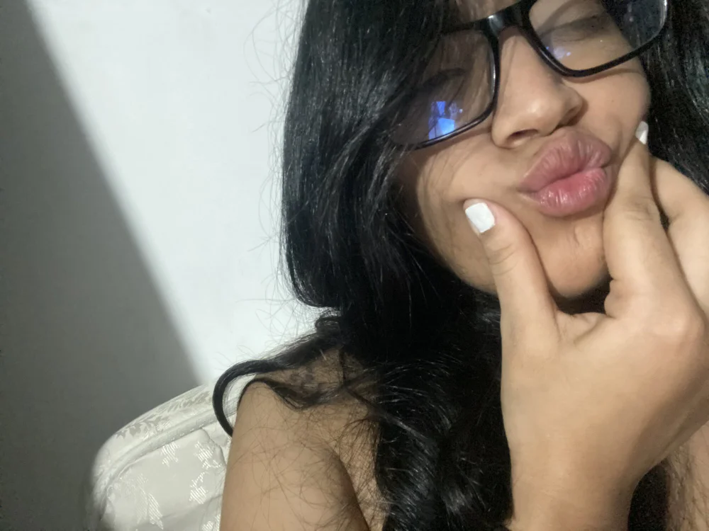 itsAndrea3_'s Offline Chat Room