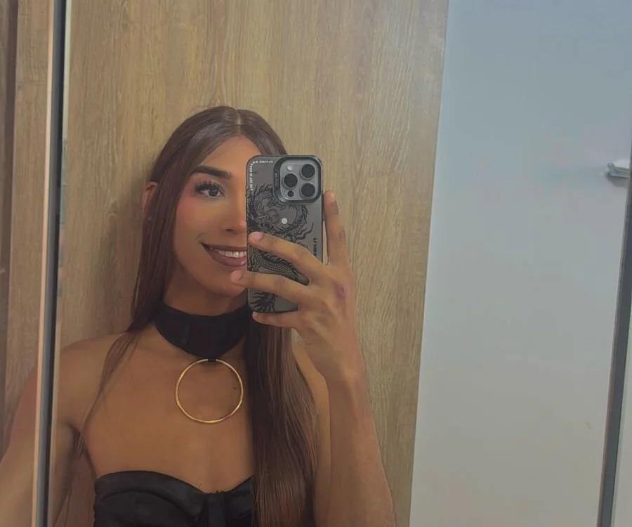 חדר צ'אט לא מקוון של sarah_pierce