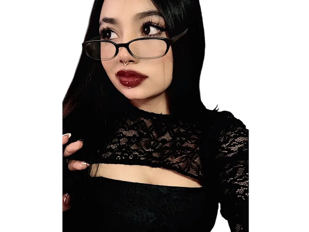 Nina_Vesper's Offline XXX Chat