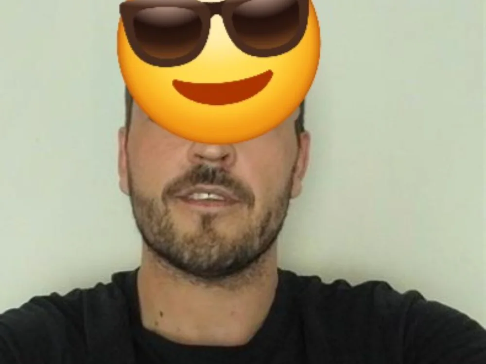 Shybbwlover39's Offline Chat Room