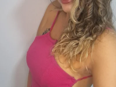 ViitoriaMaria on StripChat