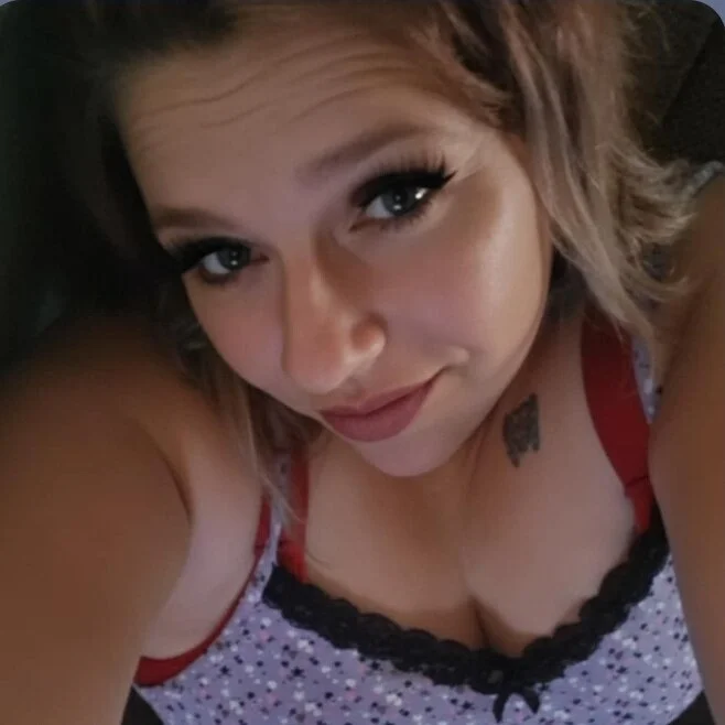 CreamiePeaches offline chatrum