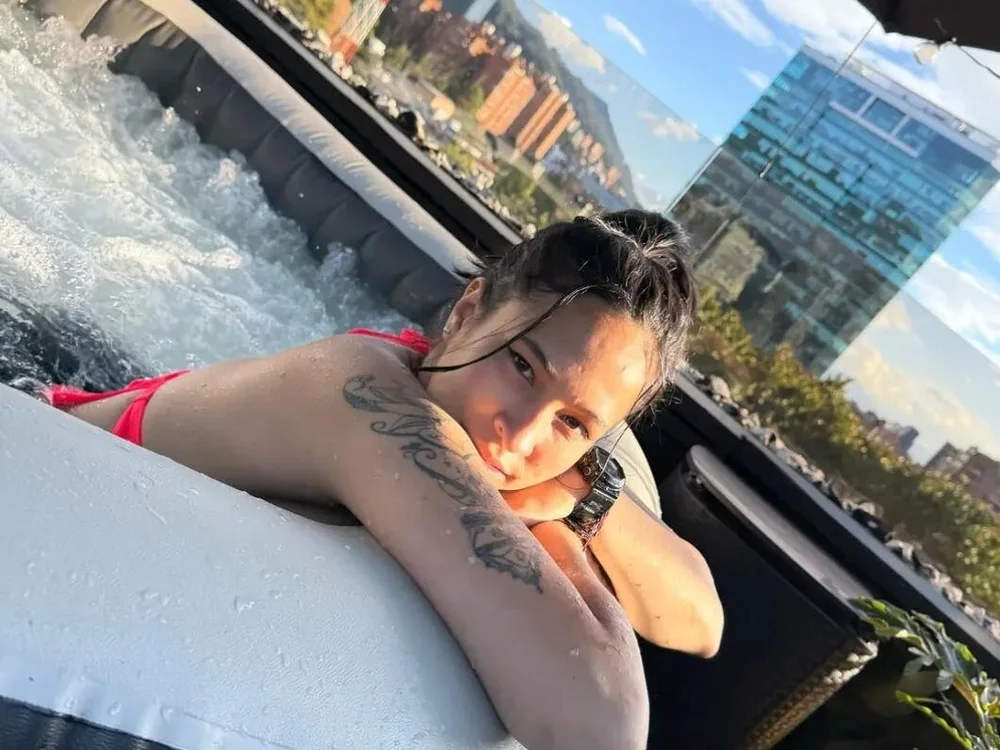 aimi_ji-a offline XXX-chat