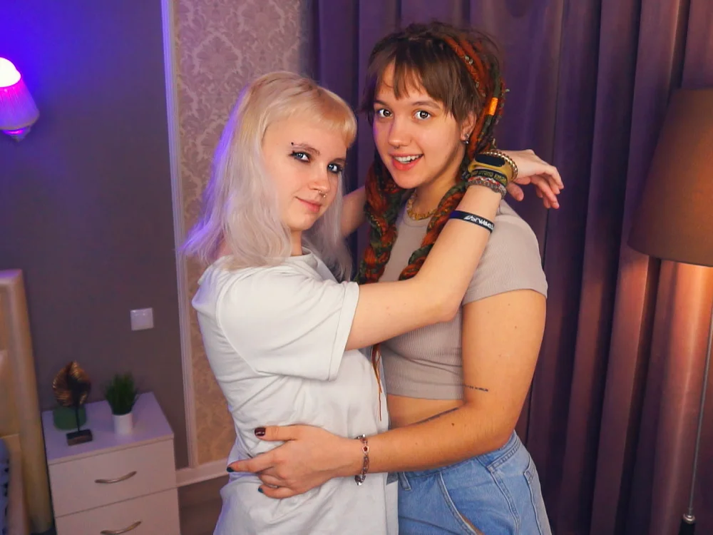 DarelBarkus' Offline XXX Chat