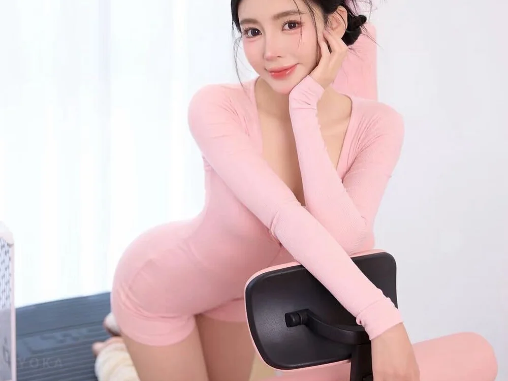 Wendy-25's Offline Chat Room