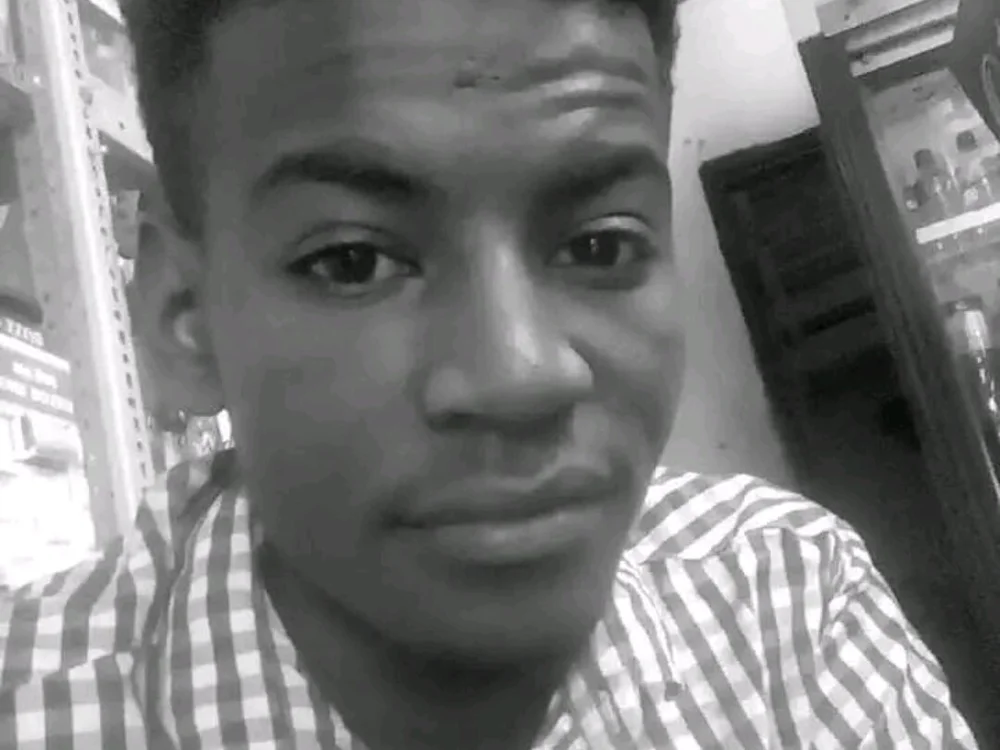 TshepoAMG96 offline XXX-chat