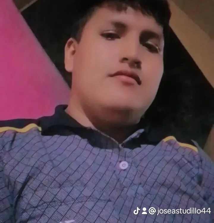 jose34256's Offline Chat Room