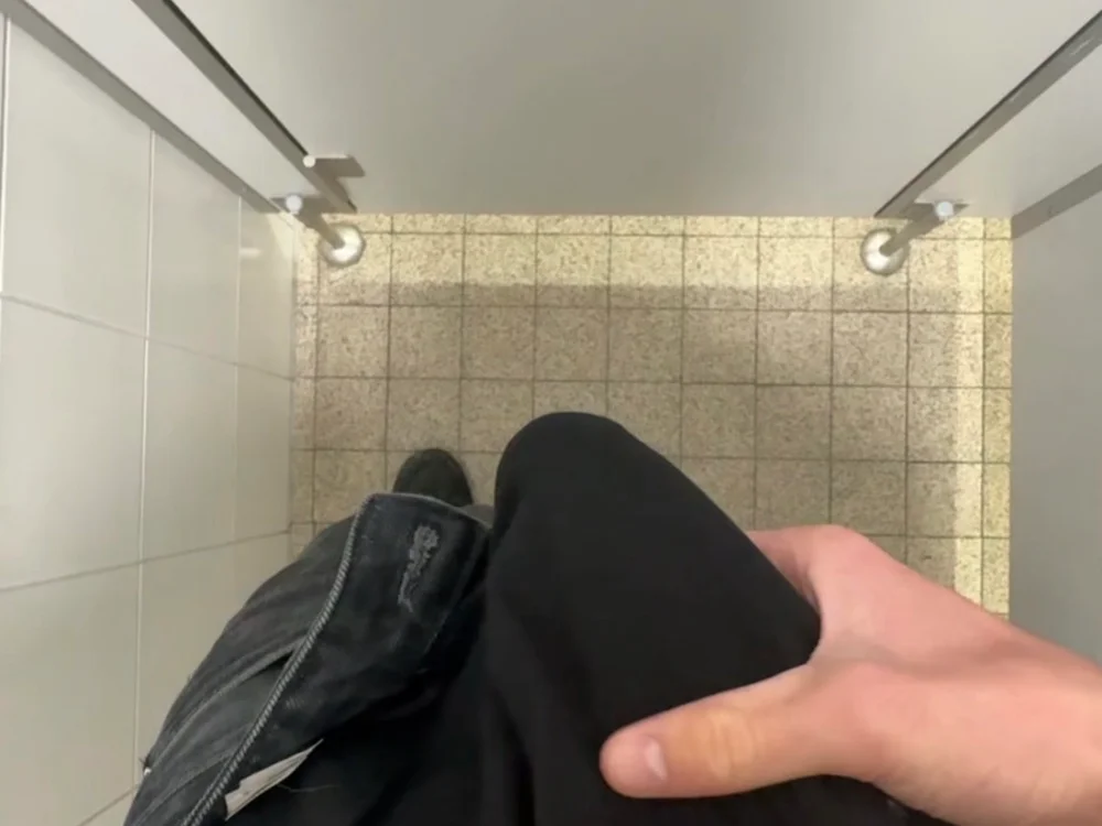 lxrxdxn's Offline XXX Chat