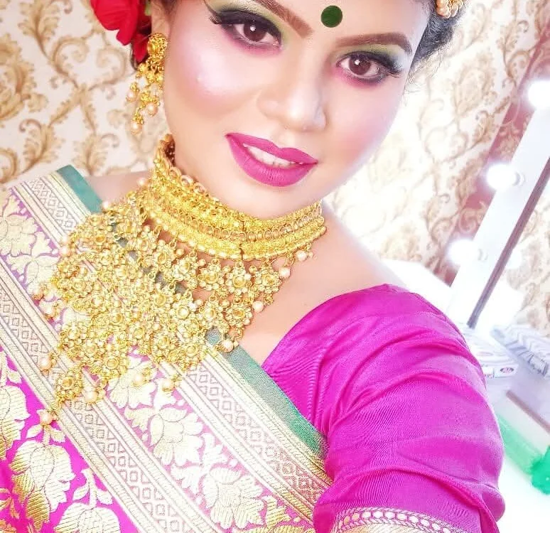 Anumukherjee's most recent online preview
