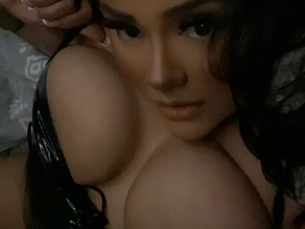 pmonie's Offline XXX Chat