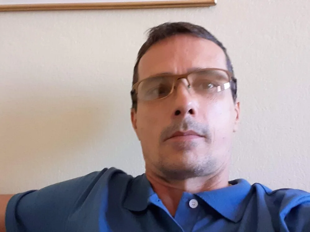 SacanaRS: συνομιλία ΧΧΧ εκτός σύνδεσης