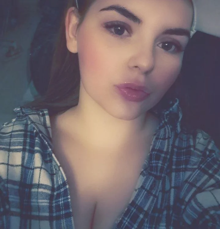RayneBlake's Offline Chat Room