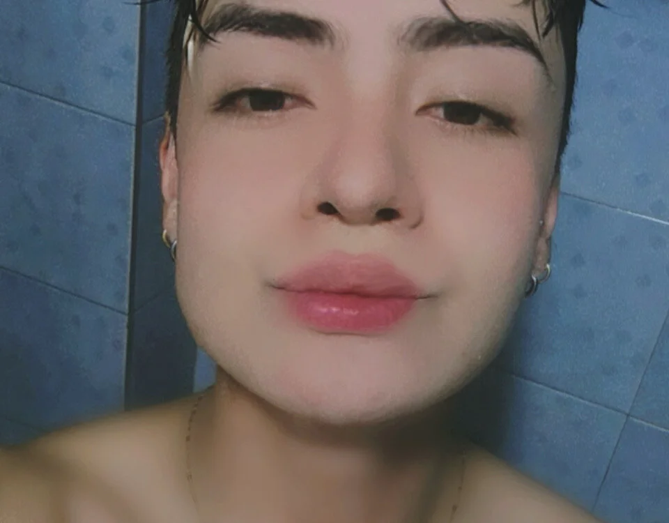 ห้องแชทออฟไลน์ของ rowanmadem