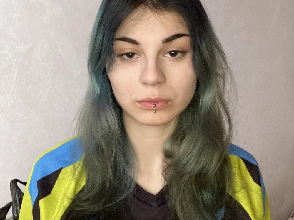 Emmibrilson offline XXX-chat