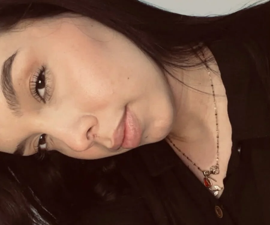 Teens18-18's Offline Chat Room