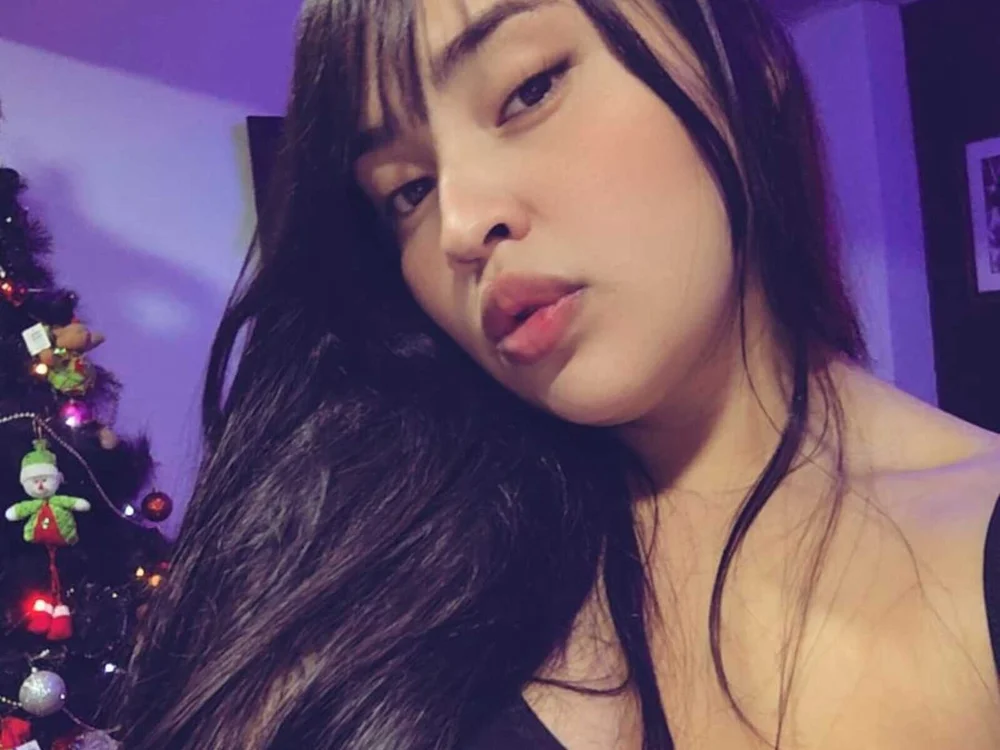 Mia_Moreno01 offline chatrum
