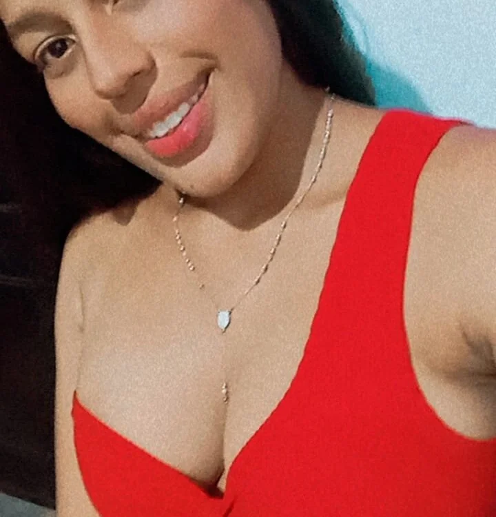 bella0705's Offline XXX Chat
