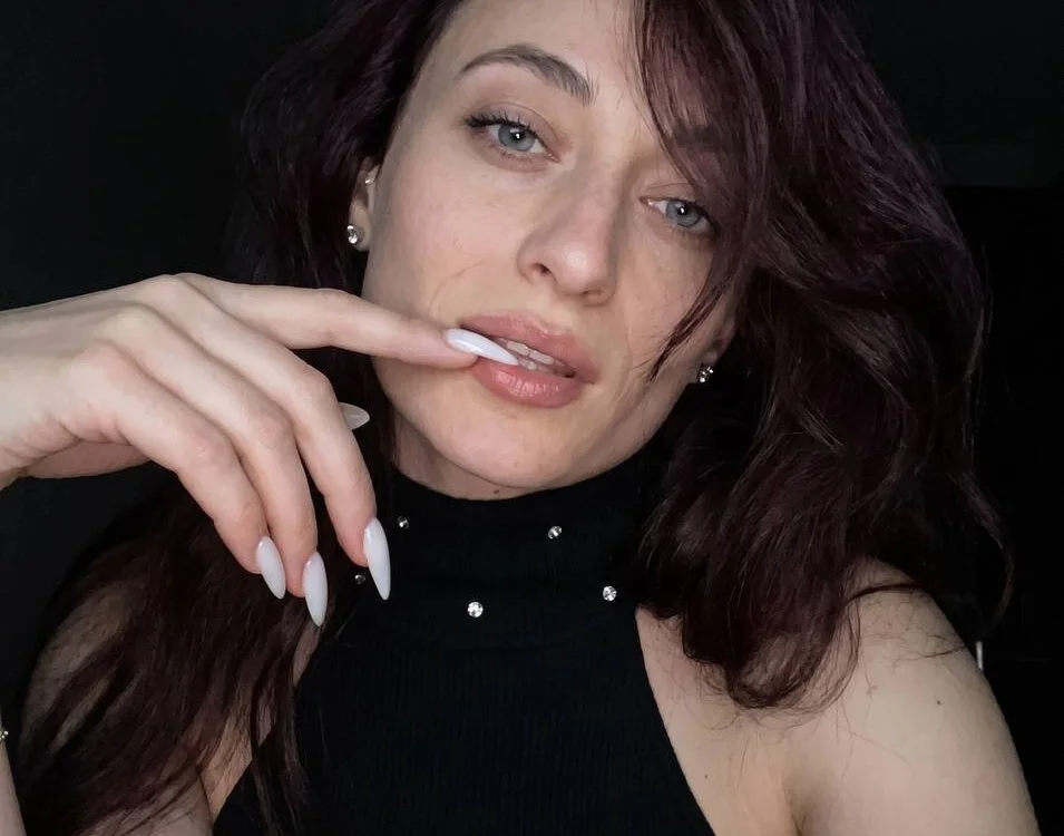 Sunset_Stripn Offline XXX chat