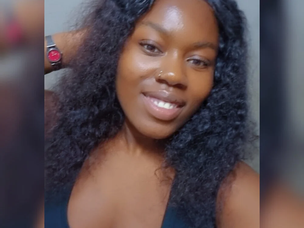 Big-Batty-Gyal20's Offline XXX Chat